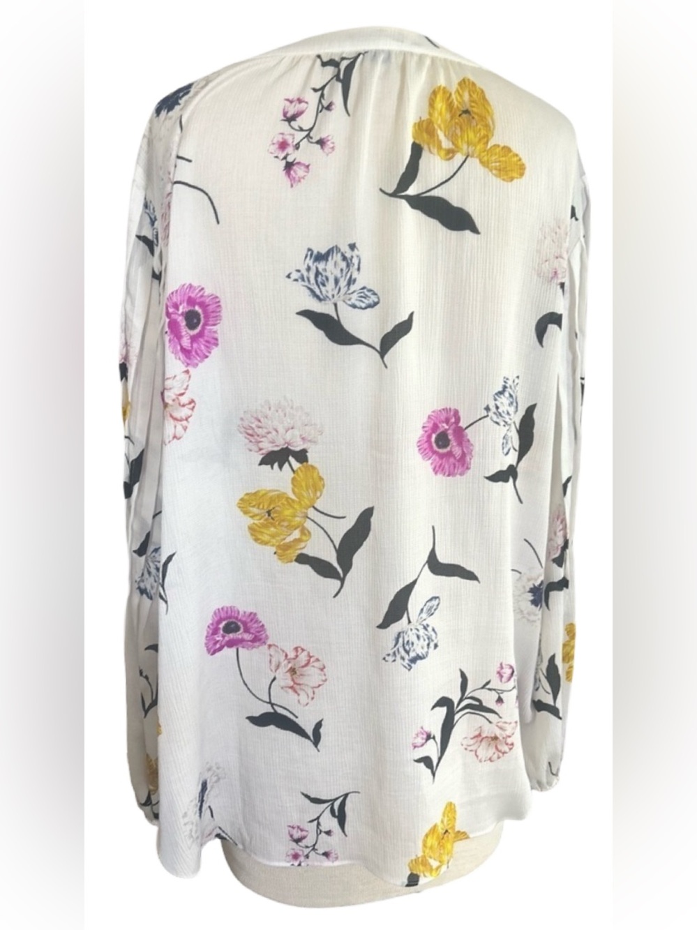 Ann Taylor Floral Button-Up Blouse Women’s Large Long Sleeve Spring Top - Picture 2 of 3